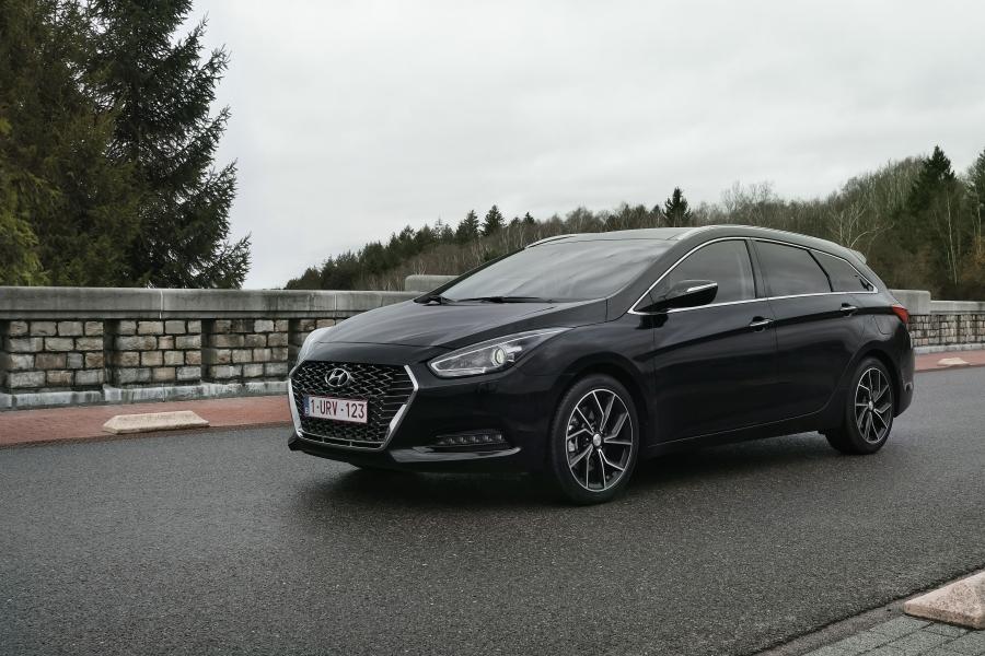  Hyundai i40 Wagon 2018 года  (WW) (фото 1 из 16)
